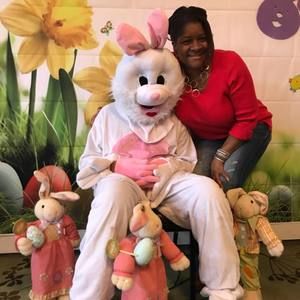 Meet your Posher, Jenny paula